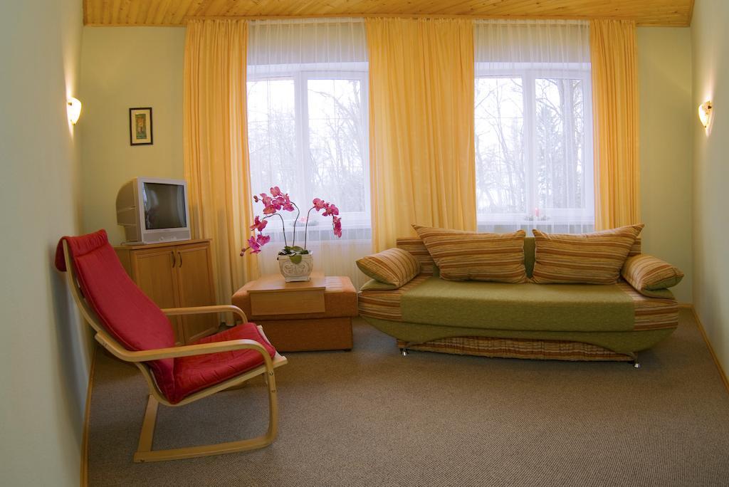 Oberig Hotel Morshyn Kamer foto